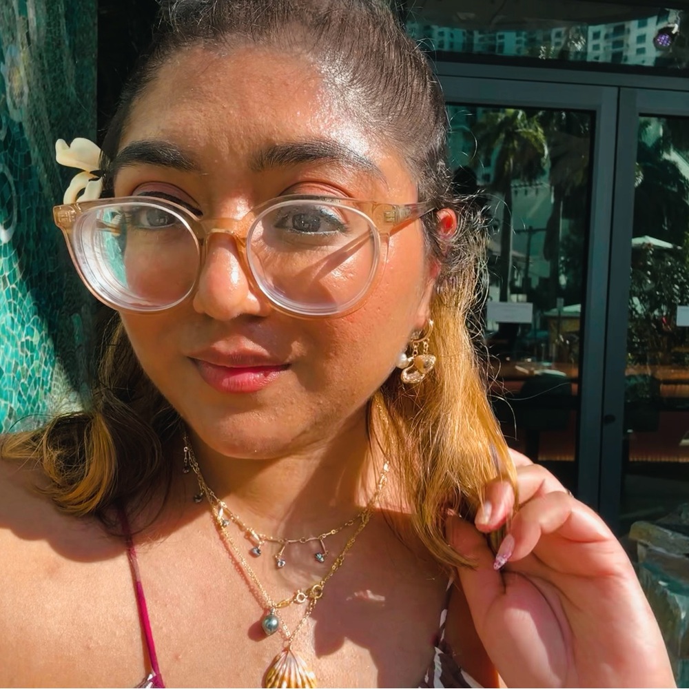 ⋆𓍢ִ໋🌷͙֒࣪˖ ✧˚ meet your posher ୭